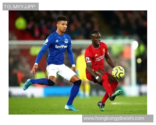 荷兰足球传奇球星与现代足坛的辉煌足迹与影响力分析